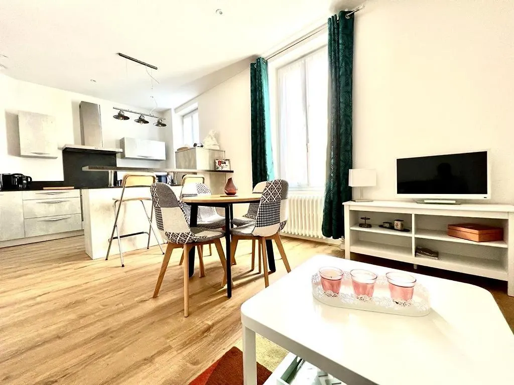 Appartement Le Gamay - Charmant T2 Avec Parking Et Terrasse Châtel-Guyon France